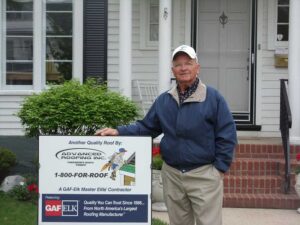 What Should Homeowners Expect During a Roof Replacement in Oswego?