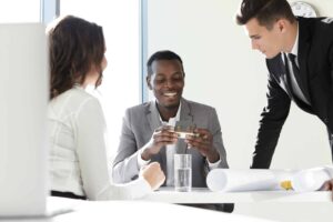 Understanding the Differences Between UK Short-Term and Long-Term Work Visas: Explained by Immigration Expert Solicitors UK