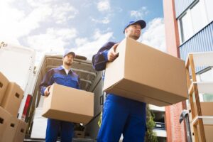 Top 5 Reasons to Hire Phoenix Emergency Movers Today
