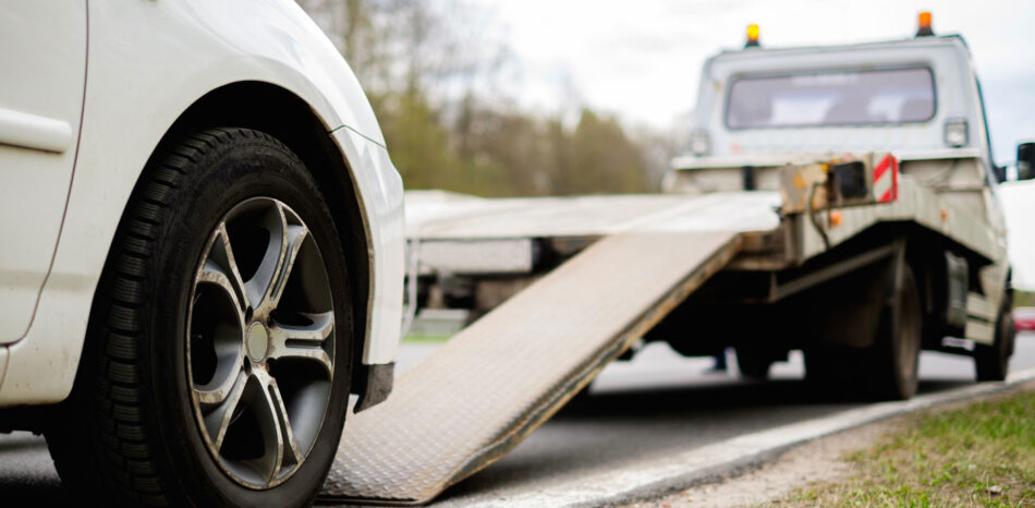 How Car Removals Helps You Get Paid for Your Unwanted Vehicle?