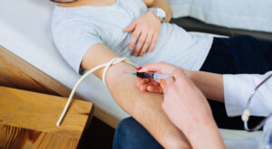 Can I Request a Specific Doctor for My Blood Test at Home in Dubai?