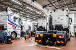 How to Choose the Right Truck Repair Shop for Long-Term Reliability?