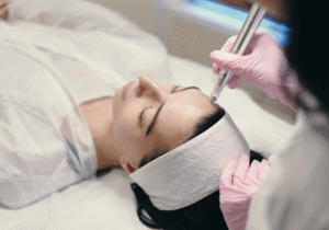 Tighten Skin With HIFU Treatment for a Safe Non-Surgical Lift