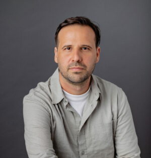 Psicólogo Bilingüe Especializado en Terapia de Pareja Online en Inglés y Español