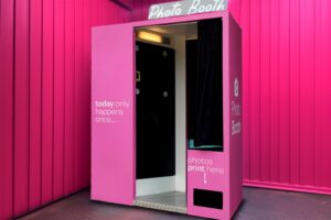 Capture Authentic Engagement with a Powerful, Self-Operated Photo Booth