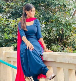 Lahore ladies suit stitching styles and trends