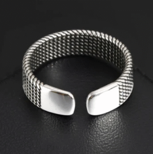 The Rise of Men’s Woven Rings: A Timeless Accessory for Modern Men