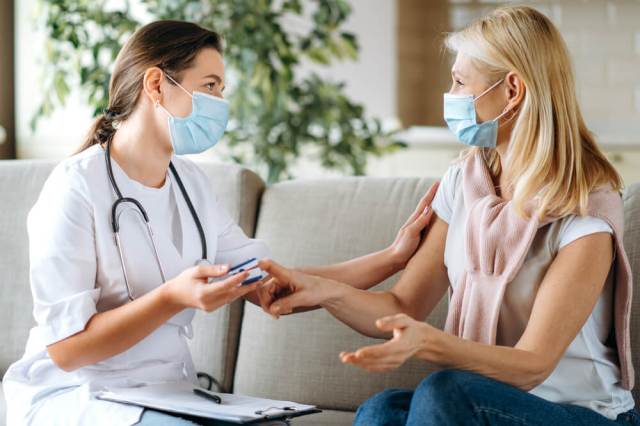 Doctor at Home for Quick Checkups Without Waiting