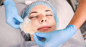 Deep Cleansing Facial with Extraction in Dubai
