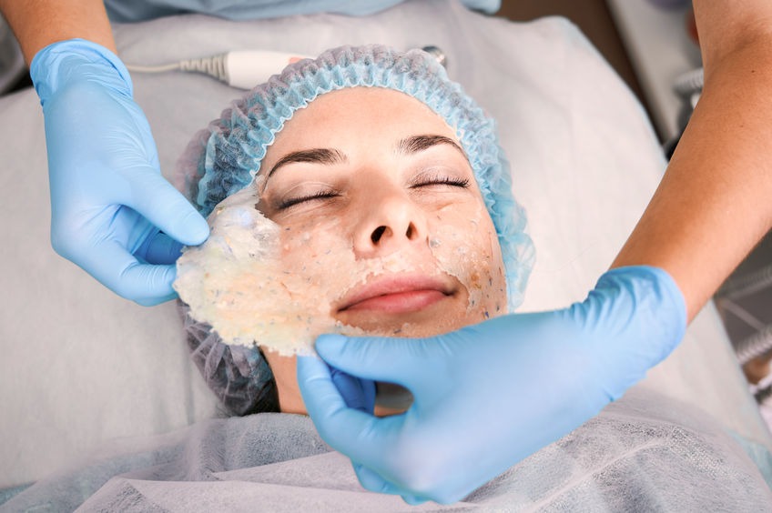 Deep Cleansing Facial with Extraction in Dubai