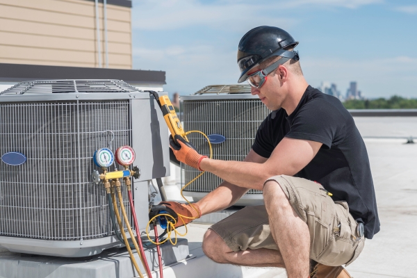 Reliable Comfort Solutions: Choosing the Right HVAC Contractor in Eldridge