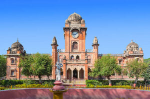 Bhopal to Indore Cab