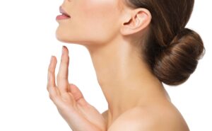 How to Achieve a Sharp Look Instantly With Double Chin Removal