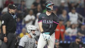 Marlins wander off Pirates within just sequence finale