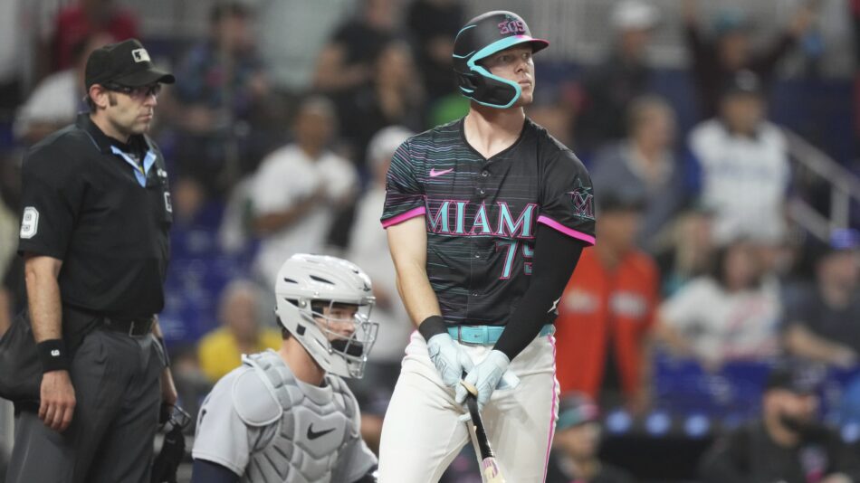 Marlins wander off Pirates within just sequence finale
