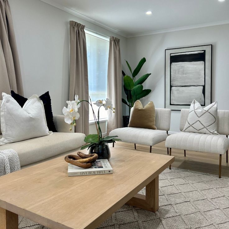 Create the Perfect First Impression with Model Home Staging