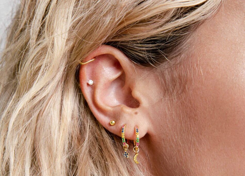 What Affects the Cost of Ear Piercing?