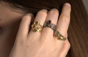 Best Gemstone Jewellery Gifts in India – Dalakosa