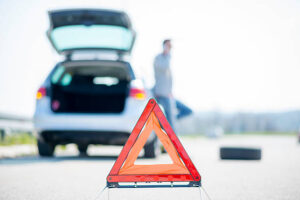 What Every Motorist Should Do During a Car Breakdown