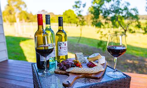 Experience Relaxation and Luxury at a Brisbane Winery with Accommodation Options