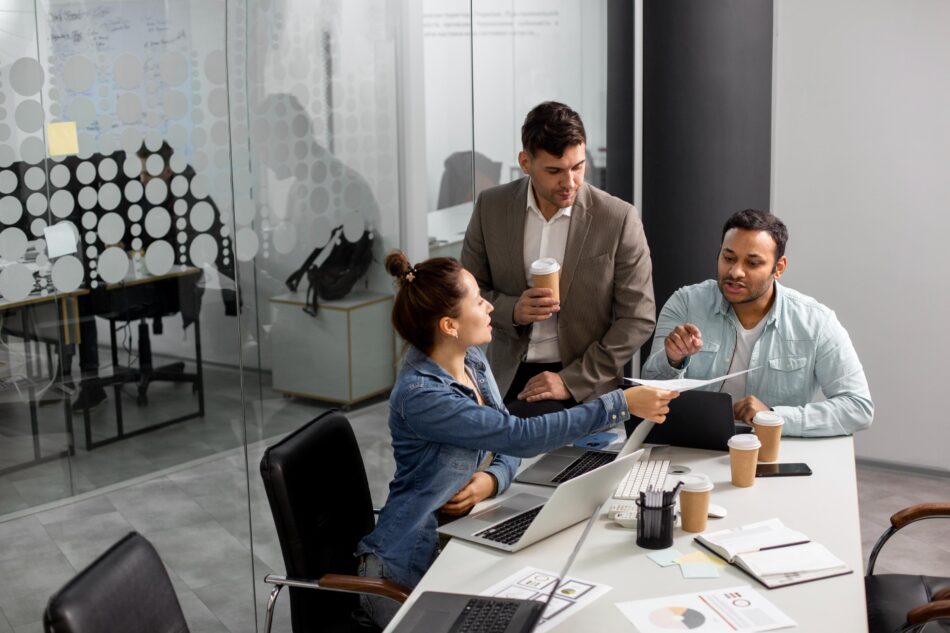 Top Mobile App Development Trends in Abu Dhabi for Business Growth