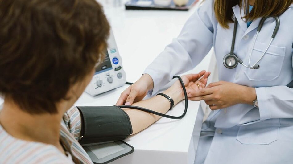 Full Body Checkup at Home: Why Everyone Should Try It