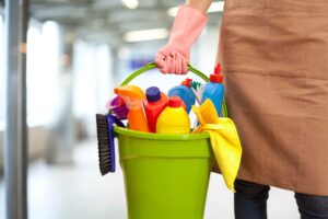 Eco-Friendly Cleaning: A Safer Choice for Your Family and Pets