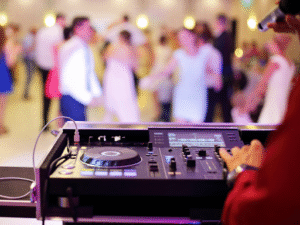 The Timeline Remix: How a Pro DJ Flows Through the Reception Like a Setlist!