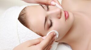 Deep Cleansing Facial with Extraction