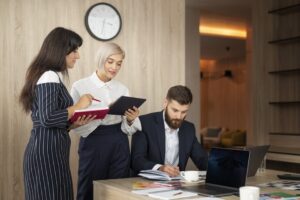 Company Setup in UAE 2025 – Key Advantages and Disadvantages Explained