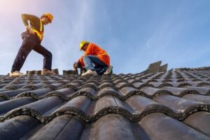 Choosing the Right Roofing Contractor in Houston, TX: Why Homeowners Trust Aztec Contractor’s Roofing & Construction