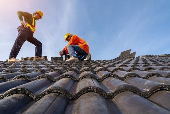 Choosing the Right Roofing Contractor in Houston, TX: Why Homeowners Trust Aztec Contractor’s Roofing & Construction