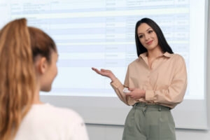 How to Design Slides That Communicate Confidence in Dubai