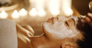 How to Choose the Right Esthetician for Your Deep Cleansing Facial with Extraction