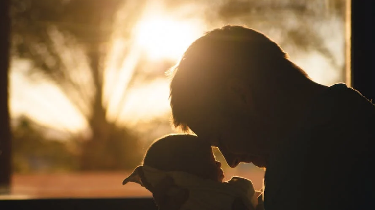 Why Every Home Needs Professional Sun Protection Screen Installation