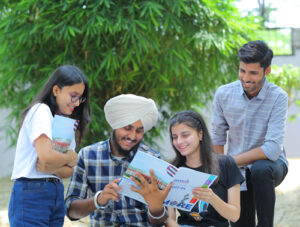 B Com Honours Colleges in Bareilly for Professionals