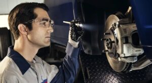 Optimizing performance with professional auto repair