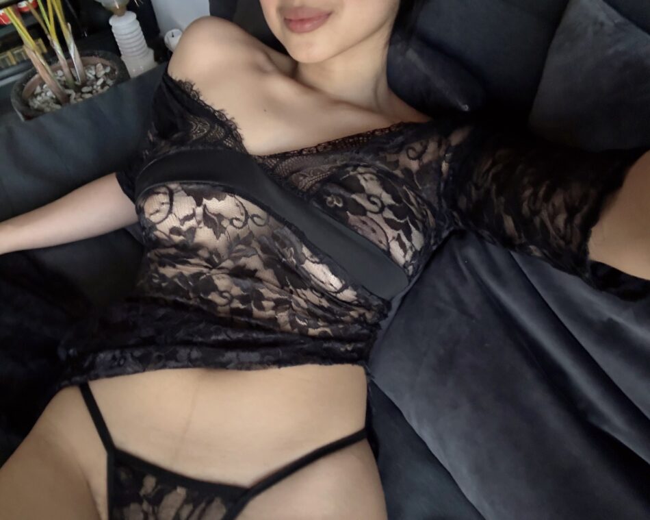 Nitu hand to hand payment Escorts in Mumbai Call Girls