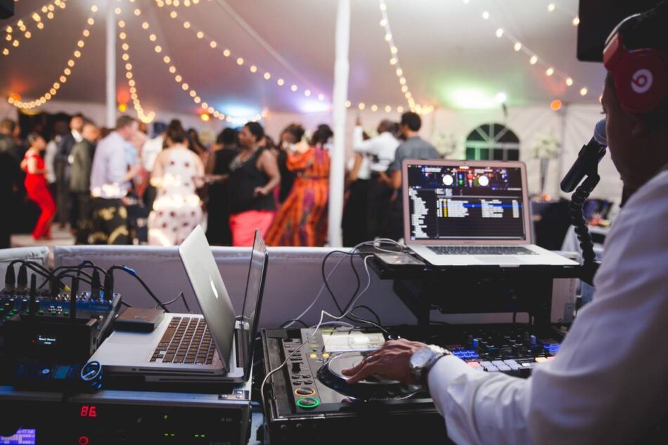 Top Wedding DJ Services for Your Perfect Day