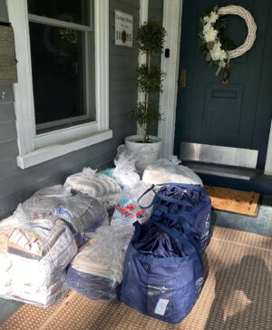 How Laundry Pickup & Delivery Services Make Life Easier