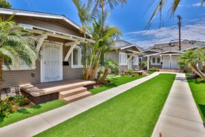 Discover Modern Living in the Heart of Hollywood