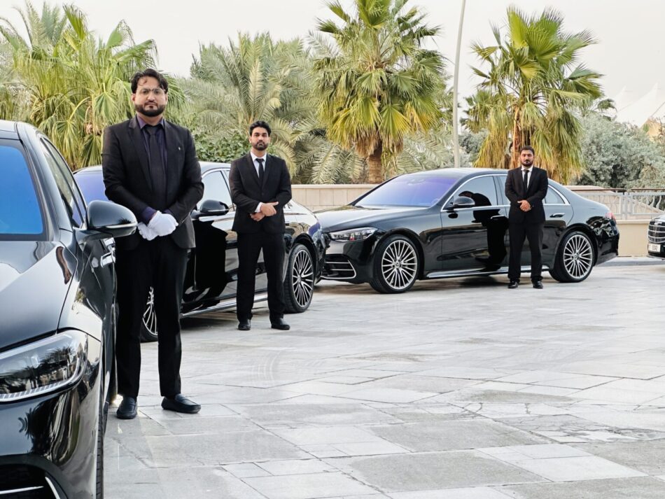Travel in Style with a Professional Airport Chauffeur in Dubai