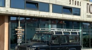 Why the Defender 90 Pickup Still Makes Sense for Modern Buyers