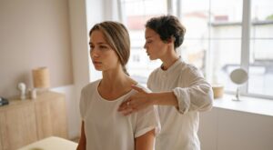 Chiropractic vs Physical Therapy: What’s the Difference?