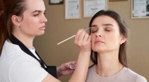 Powder Brows in Orlando: What to Expect During Your First Appointment?