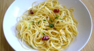 How to Make Aglio Olio at Home: Simple Recipe