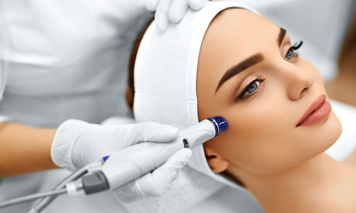 How Does HydraFacial Work for Dry Skin?