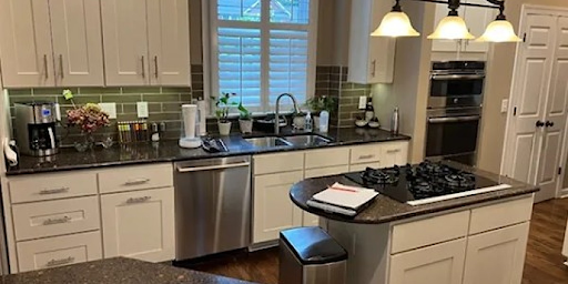 Choose Cabinet Refacing Services in Chapel Hill for Elegance